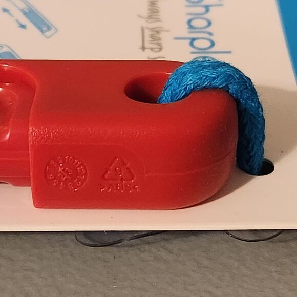 Dreamfarm Red ABS Plastic/Stainless Steel Sharple Safety Peeler Self Sharpening - Picture 5 of 7